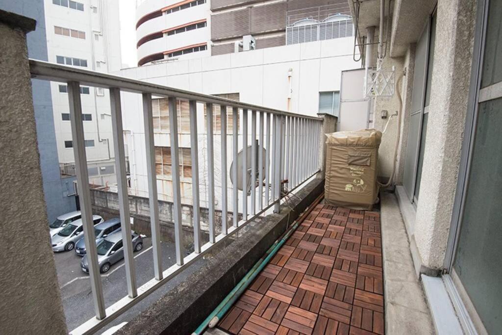 Shinjuku 3 Min Walk From Station #projector #oh2 * Tóquio